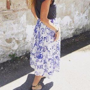 NWT ZARA FORAL PRINT MIDI SKIRT